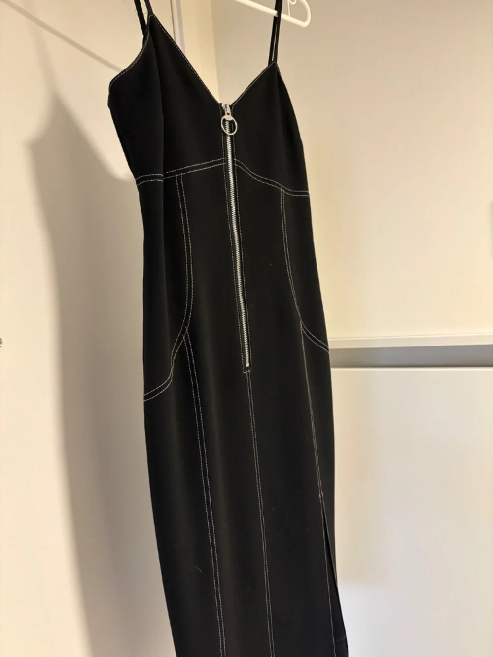 Marciano Black Zip Front Midi Dress Contrast Stitch Bodycon Spaghetti Strap - Picture 2 of 2